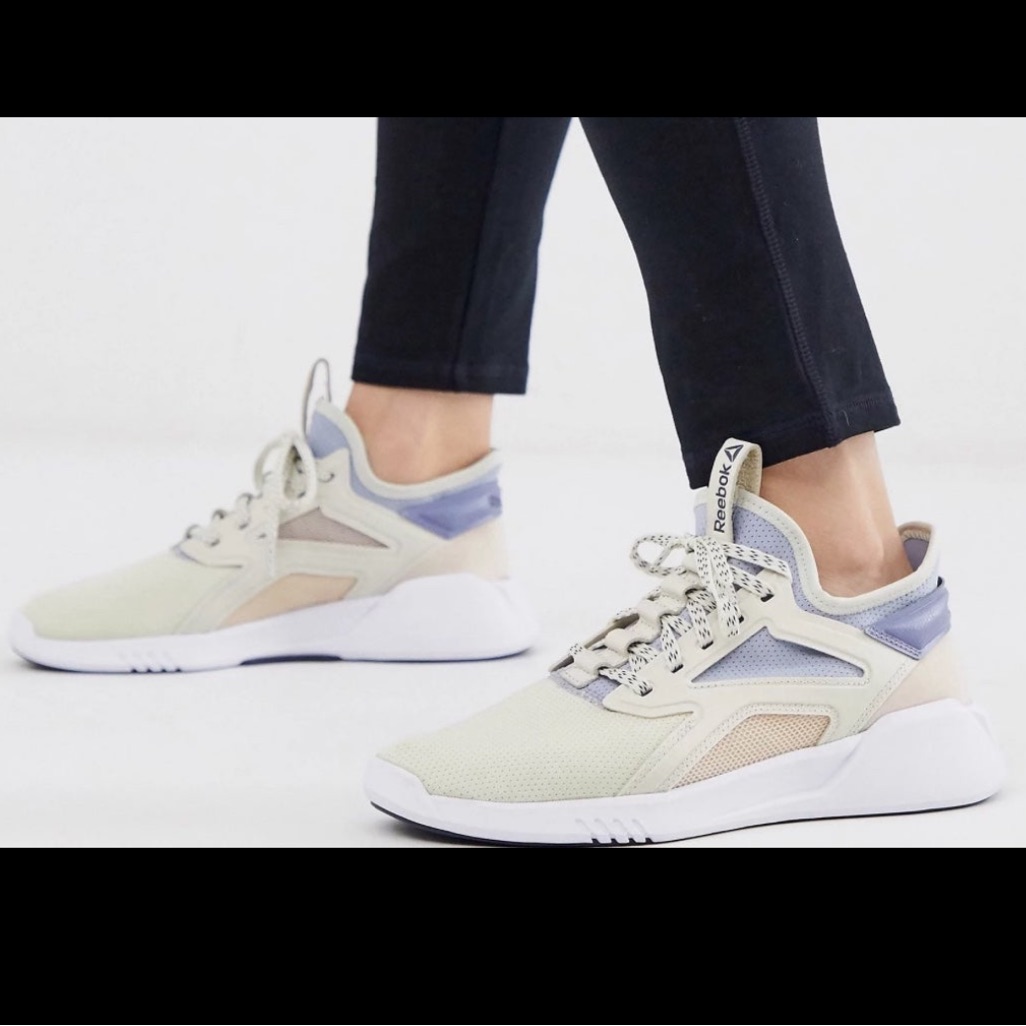 Reebok Freestyle Motion Lo